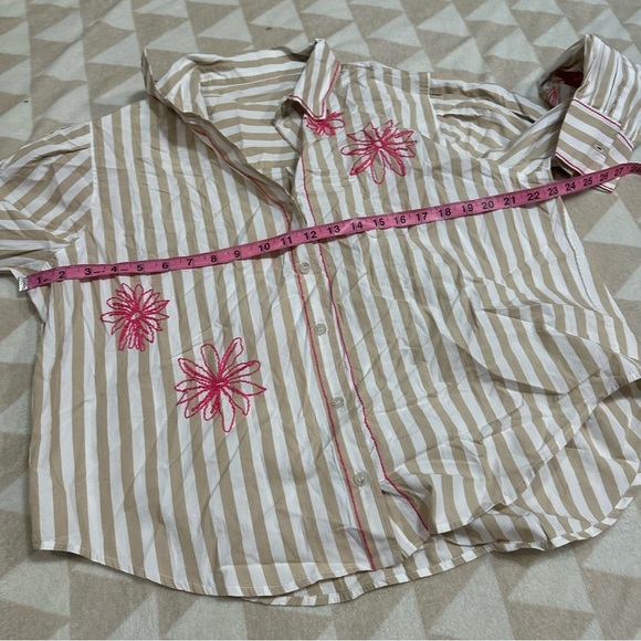Tanya Taylor davina embroidered stripe floral button down shirt beige pink - Picture 4 of 4
